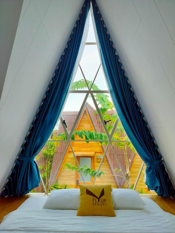 Fly Up Resort Lai Son Esterno foto